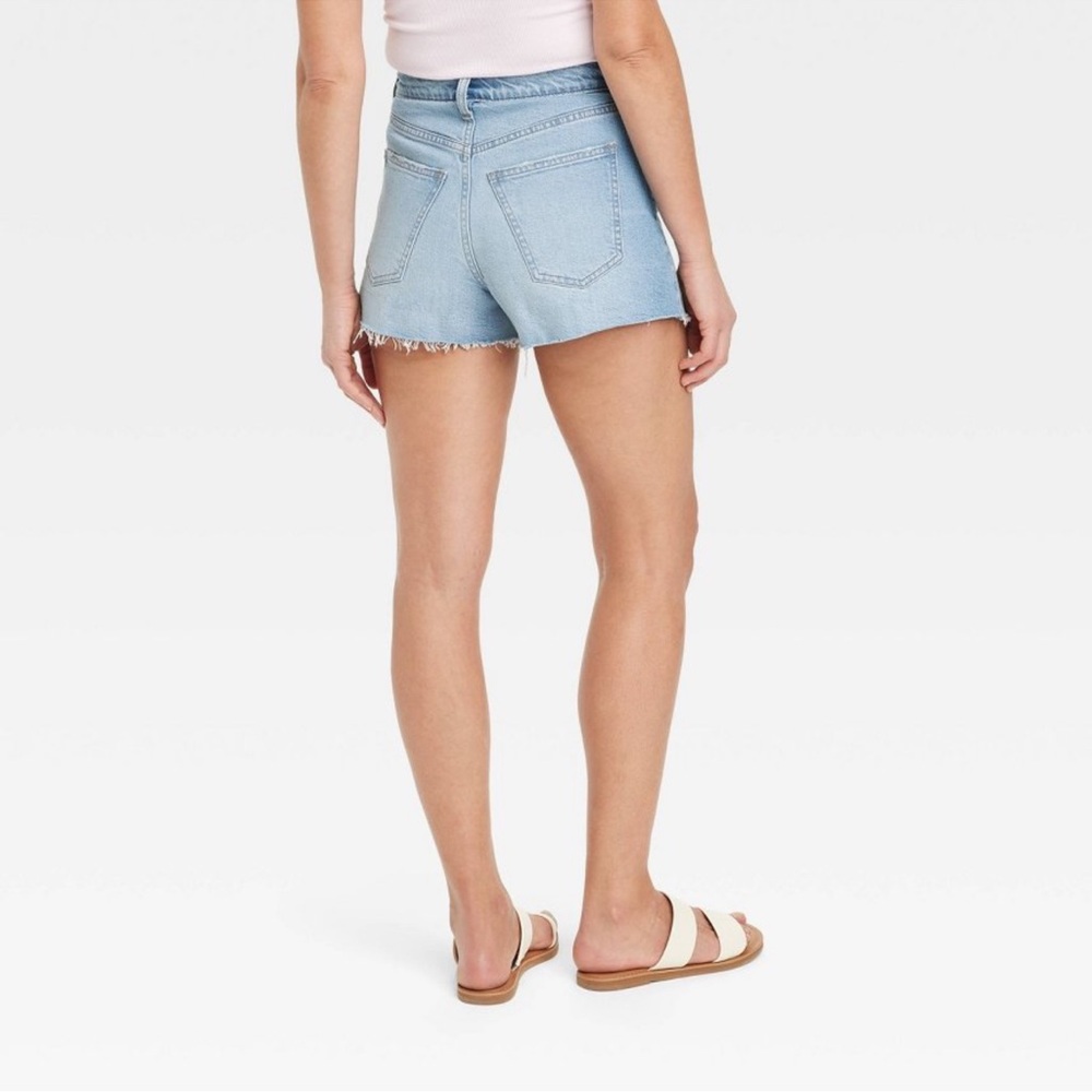 Women's High-Rise 90's Cutoff Jean Shorts - Universal Thread - Picture 4 of 6